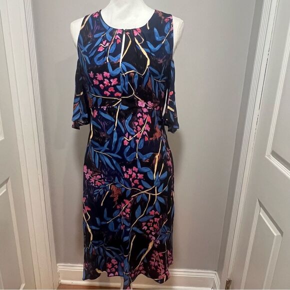 NWOT Anthropologie MAEVE Elia Cold Shoulder midi Dress In Navy Motif size US 8 - Picture 4 of 9